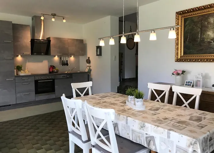 Haus Taelerblick トリンス