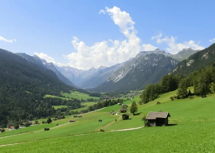 Haus Taelerblick トリンス